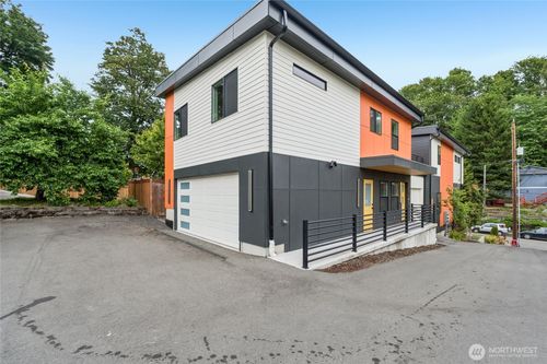 b-6025 47th Ave S, Seattle, WA, 98118-2885 | Card Image