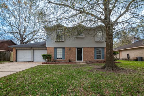 505 Stoneledge Dr, Friendswood, TX, 77546-3535 | Card Image