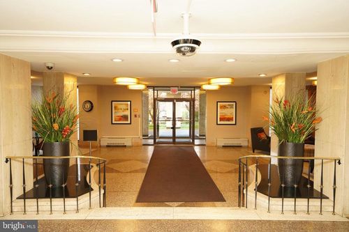 apt-1001a-1111 University Blvd W, SILVER SPRING, MD, 20902-3327 | Card Image