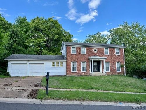 1826 Walnutway Drive, Unincorporated, MO, 63146 | Card Image