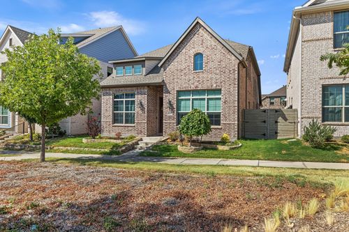 5227 Mareliz Ln, Sachse, TX, 75048-4722 | Card Image