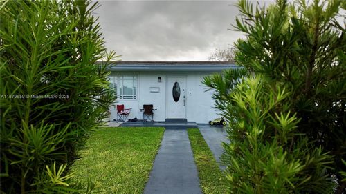 29810 Sw 148th Pl, Homestead, FL, 33033-3829 | Card Image