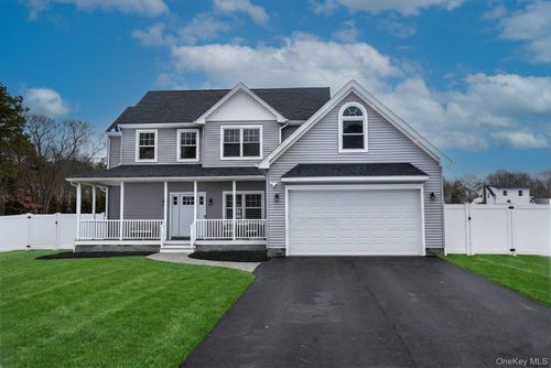 65 Doane Ave, Bellport, NY, 11713-1701 | Card Image