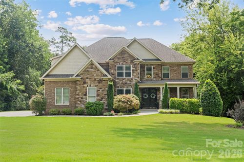 314 Stone Cliff Ln, Lake Wylie, SC, 29710-6082 | Card Image