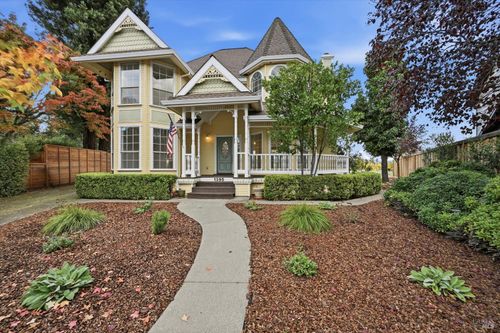 1395 Grove Ct, Saint Helena, CA, 94574-1146 | Card Image
