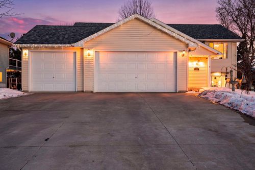 23511 Belmont St, Hampton, MN, 55031-9647 | Card Image