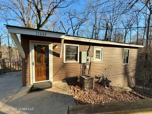 11664 Oak Dr, Hernando, MS, 38632-4196 | Card Image