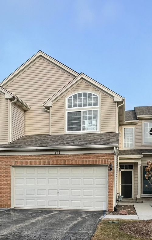 341 N Patriot Dr, Hainesville, IL, 60030-1015 | Card Image