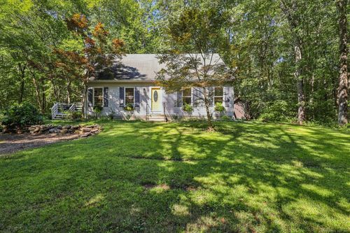 660 Westchester Rd, Colchester, CT, 06415-2240 | Card Image