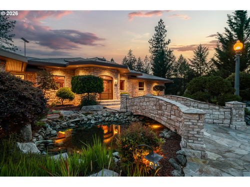 727 Earhart Rd, Rogue River, OR, 97537-5562 | Card Image