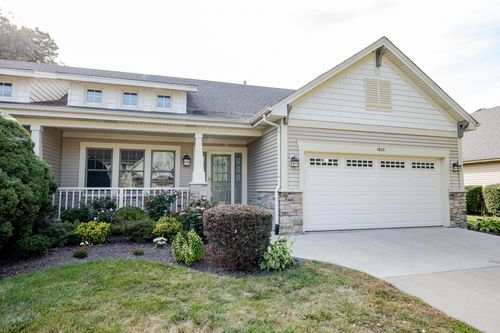 1602 Raintree Ln, Mount Pleasant, WI, 53406-2681 | Card Image