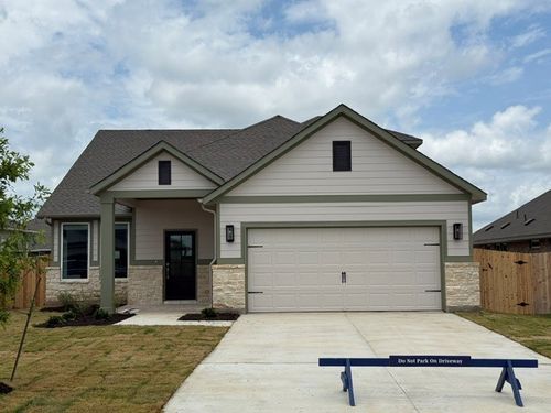 110 Mathew St, Bertram, TX, 78605-2121 | Card Image
