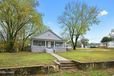 625 S High Street, House other with 3 bedrooms, 2 bathrooms and null parking in Neosho MO | Image 2