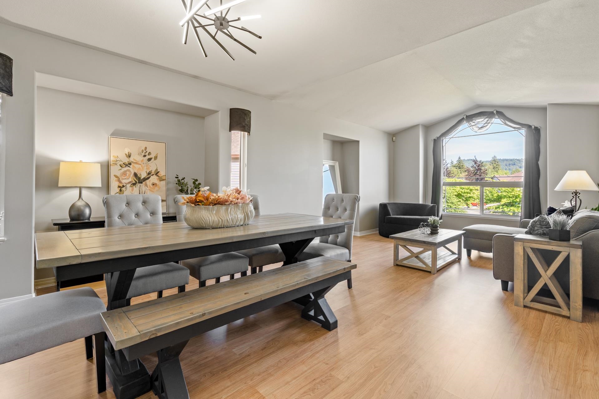 Residential in Maple Ridge 2