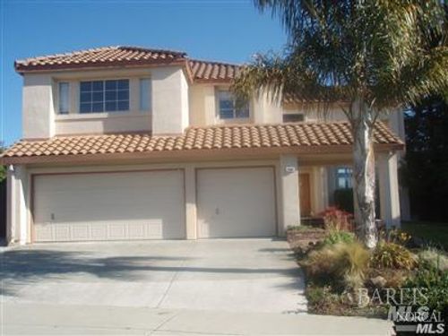 2000 Cliffwood Dr, Fairfield, CA, 94534-7966 | Card Image