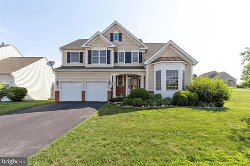 10631 Red Wine Ct, MANASSAS, VA, 20112-2400 | Card Image