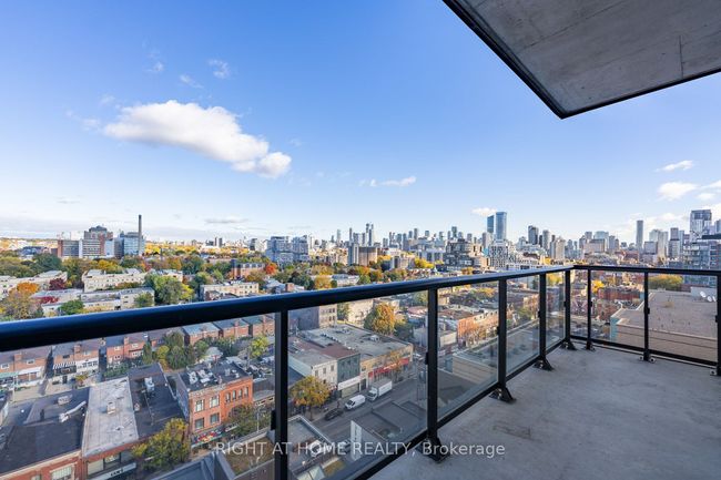 LPH02 - 608 Richmond St W, Condo with 2 bedrooms, 2 bathrooms and null parking in Toronto ON | Image 32