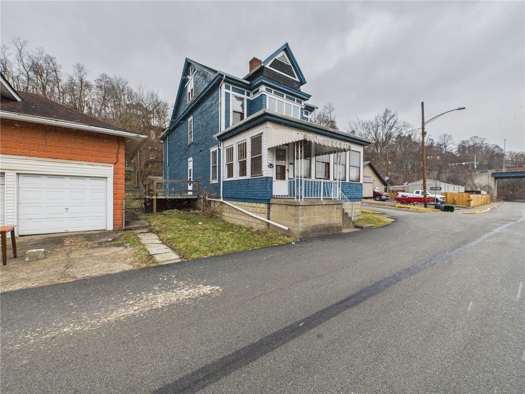 Residential in N Charleroi 3