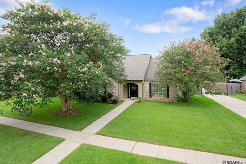 4924 Millwood Dr, Baton Rouge, LA, 70817-1210 | Card Image