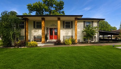7912 Snow Hill Rd, Ooltewah, TN, 37363-9609 | Card Image
