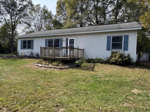 10722 Rawsonville Rd, Belleville, MI, 48111-9441 | Card Image