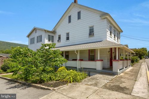 803 Main St, LYKENS, PA, 17048-1414 | Card Image