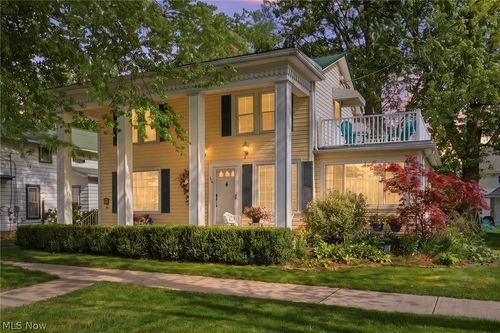 127 E Main St, New London, OH, 44851-1201 | Card Image