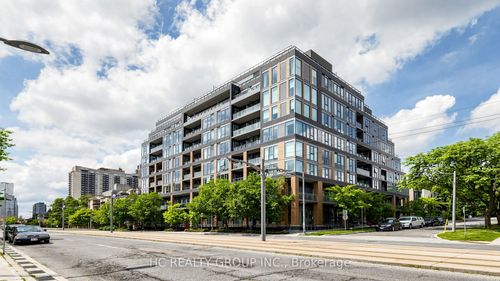 701-6 Parkwood Ave, Toronto, ON, M4V0A3 | Card Image