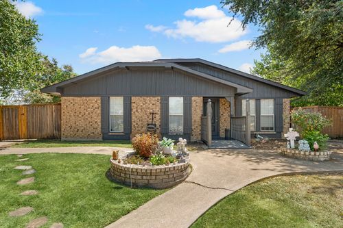 1706 Delaford Cir, Carrollton, TX, 75007-3031 | Card Image