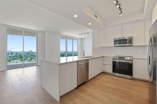 2207-1500 Bay Rd, Miami Beach, FL, 33139-3252 | Card Image