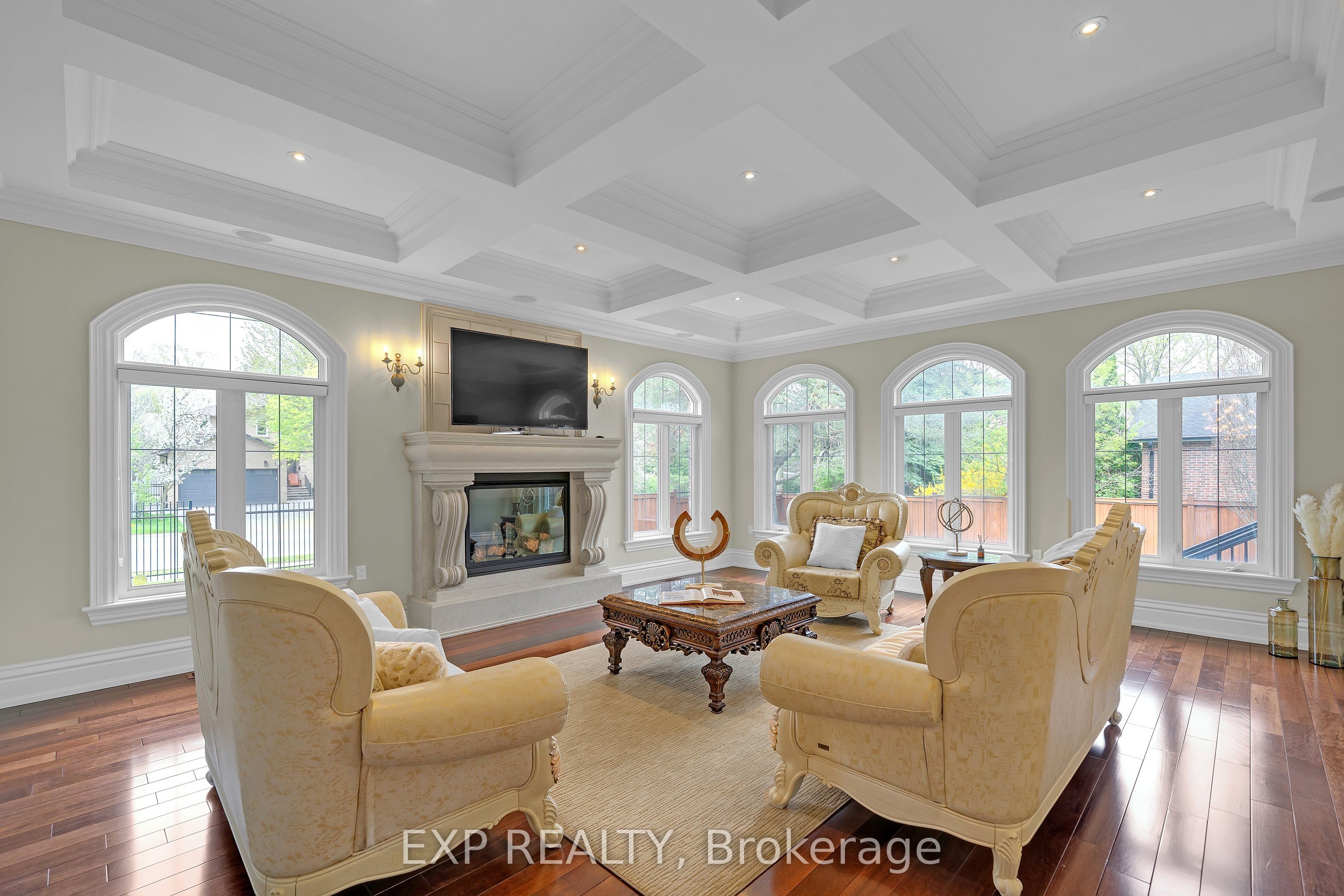 Residential in Richmond Hill 2