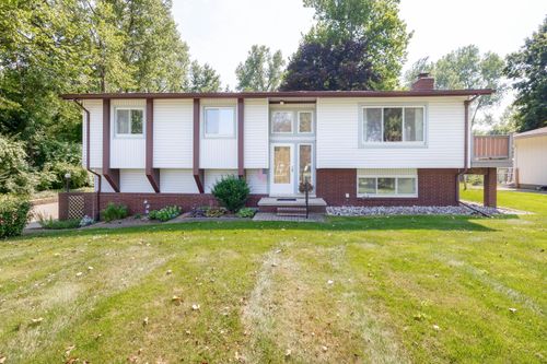 36545 Huron River Dr, New Boston, MI, 48164-9770 | Card Image