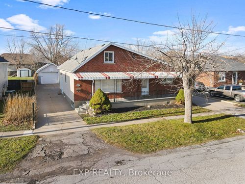 45 Cunningham St, Thorold, ON, L2V3K9 | Card Image