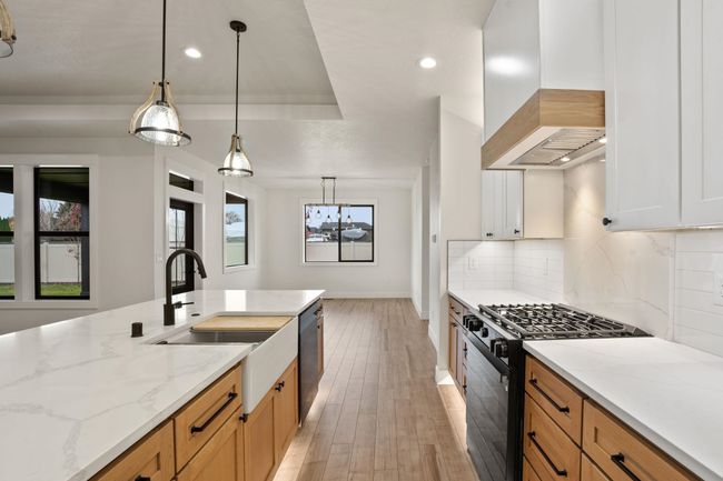 L6 E Sharp Ln, House other with 3 bedrooms, 2 bathrooms and null parking in Spokane WA | Image 11