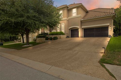 15200 Spillman Ranch Loop, Austin, TX, 78738-6581 | Card Image