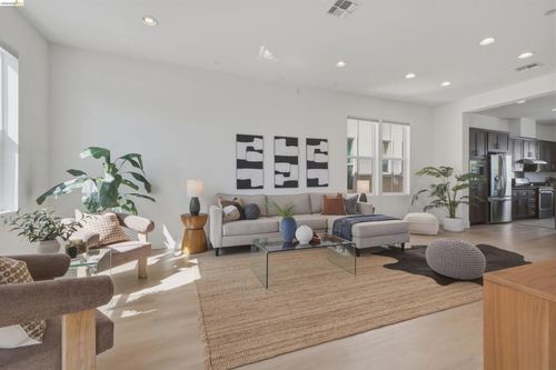 38182 Luma Ter, Newark, CA, 94560-4859 | Card Image