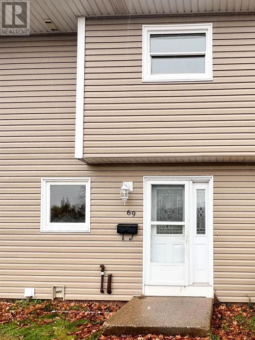 69 Westridge Cres, Charlottetown, PE, C1A8P2 | Card Image