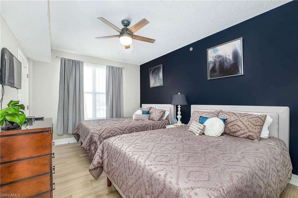 Residential in DAYTONA BEACH SHORES