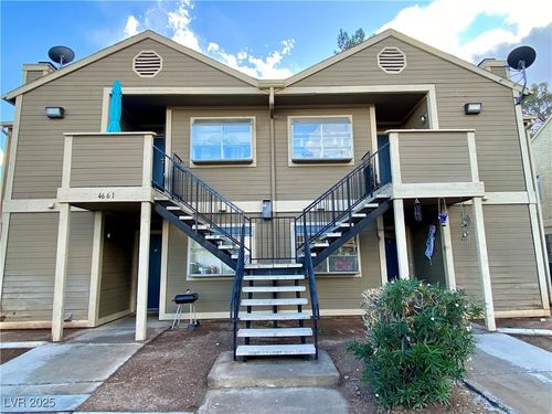 4661 Amberleigh Ln, Las Vegas, NV, 89121-7777 | Card Image