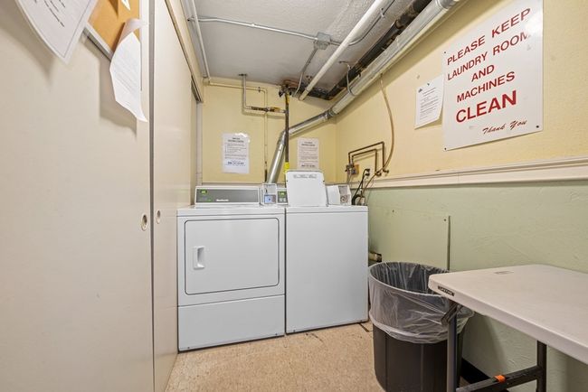 APT-6 - 237 N Main St, Condo with 2 bedrooms, 1 bathrooms and 2 parking in Andover MA | Image 22