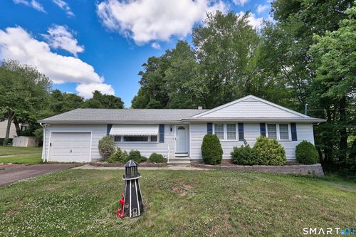 650 Middletown Ave, North Haven, CT, 06473-3513 | Card Image