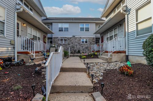 323 Ventnor Court, Piscataway, NJ, 08854 | Card Image