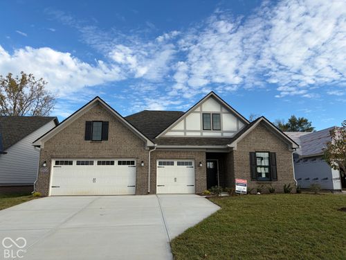 11358 Barn Owl Dr, Zionsville, IN, 46077-7029 | Card Image