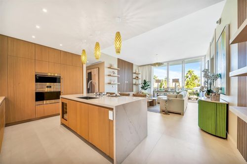 202-2311 Se 17th St, Fort Lauderdale, FL, 33316-3197 | Card Image