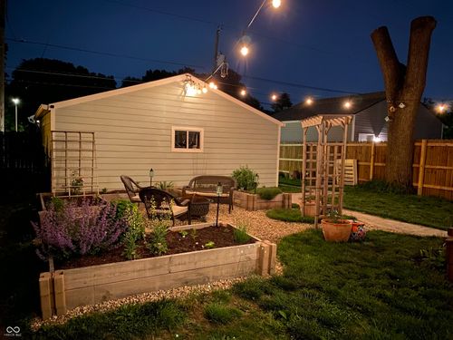 4123 Graceland Ave, Indianapolis, IN, 46208-3818 | Card Image