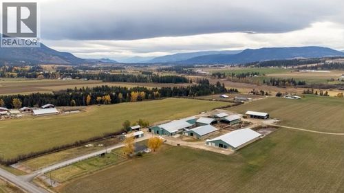 4809 Back Enderby Road, Spallumcheen, BC, V4Y0W9 | Card Image