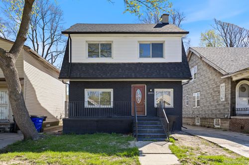 13586 Pinehurst St, Detroit, MI, 48238-2234 | Card Image