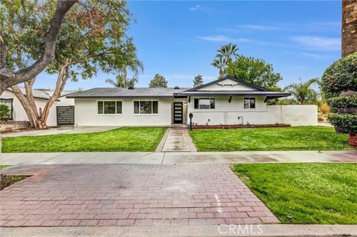  Laramie Avenue, Chatsworth, CA, 91311 | Card Image