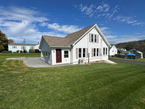 59 Armstrong Ave, Bruceton Mills, WV, 26525-6949 | Card Image