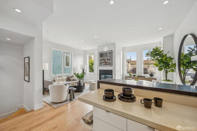 70 Douglass St, House other with 3 bedrooms, 3 bathrooms and 1 parking in San Francisco CA | Image 13